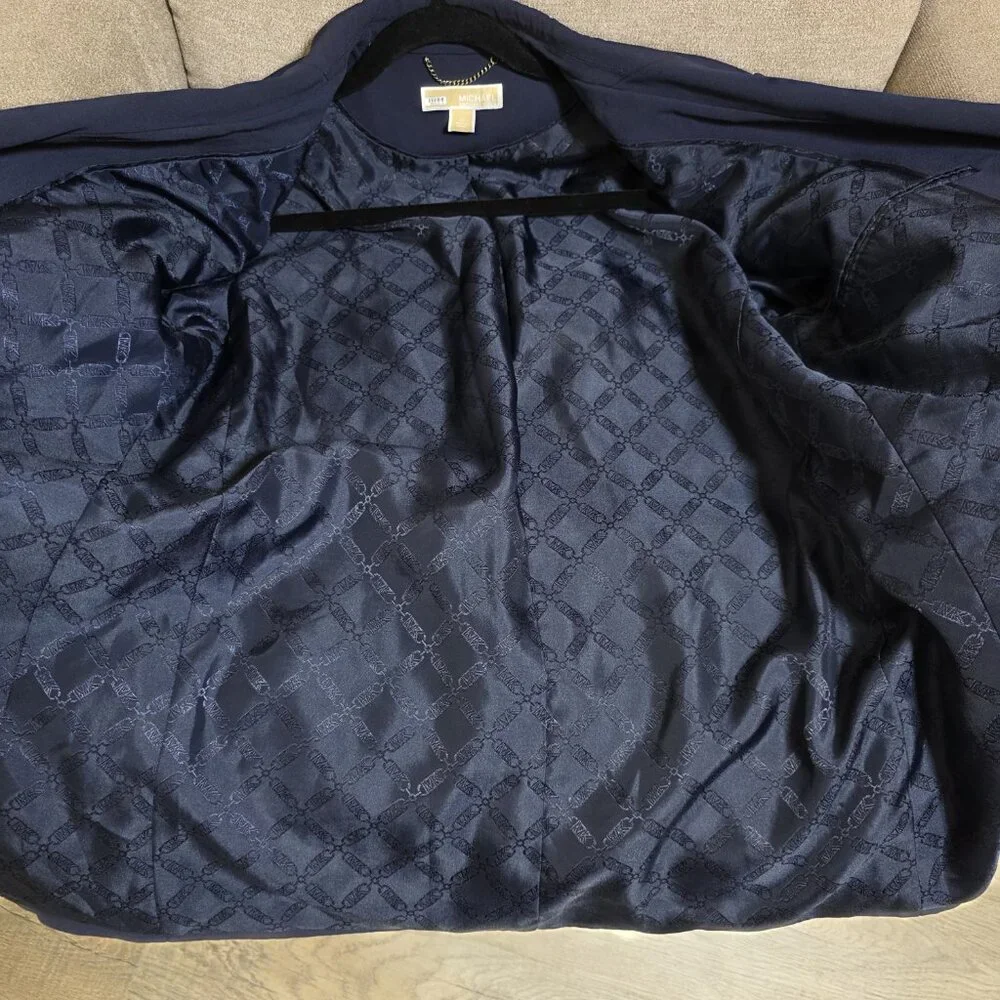 Navy One Button Mensy Blazer MICHAEL KORS SIZE 10 - Picture 4 of 6